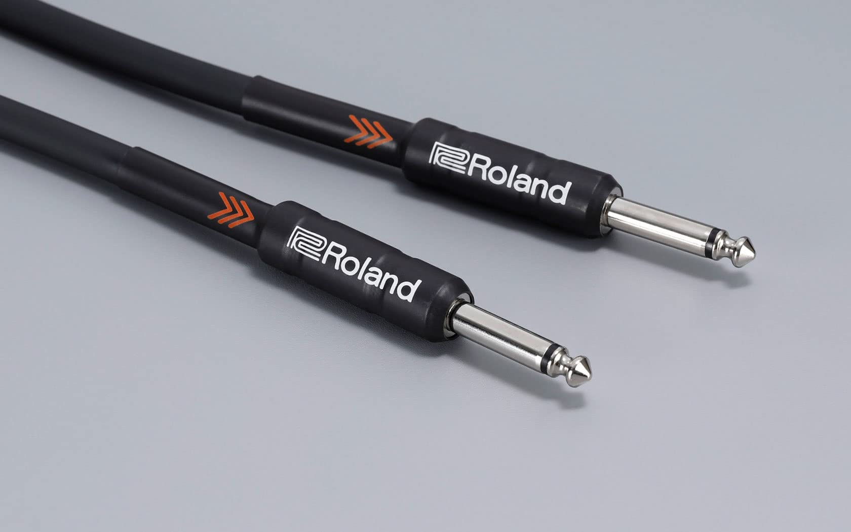 Roland 15-Foot Instrument Cable, Straight-Straight, Black Series - 1 Pack w/ Picks