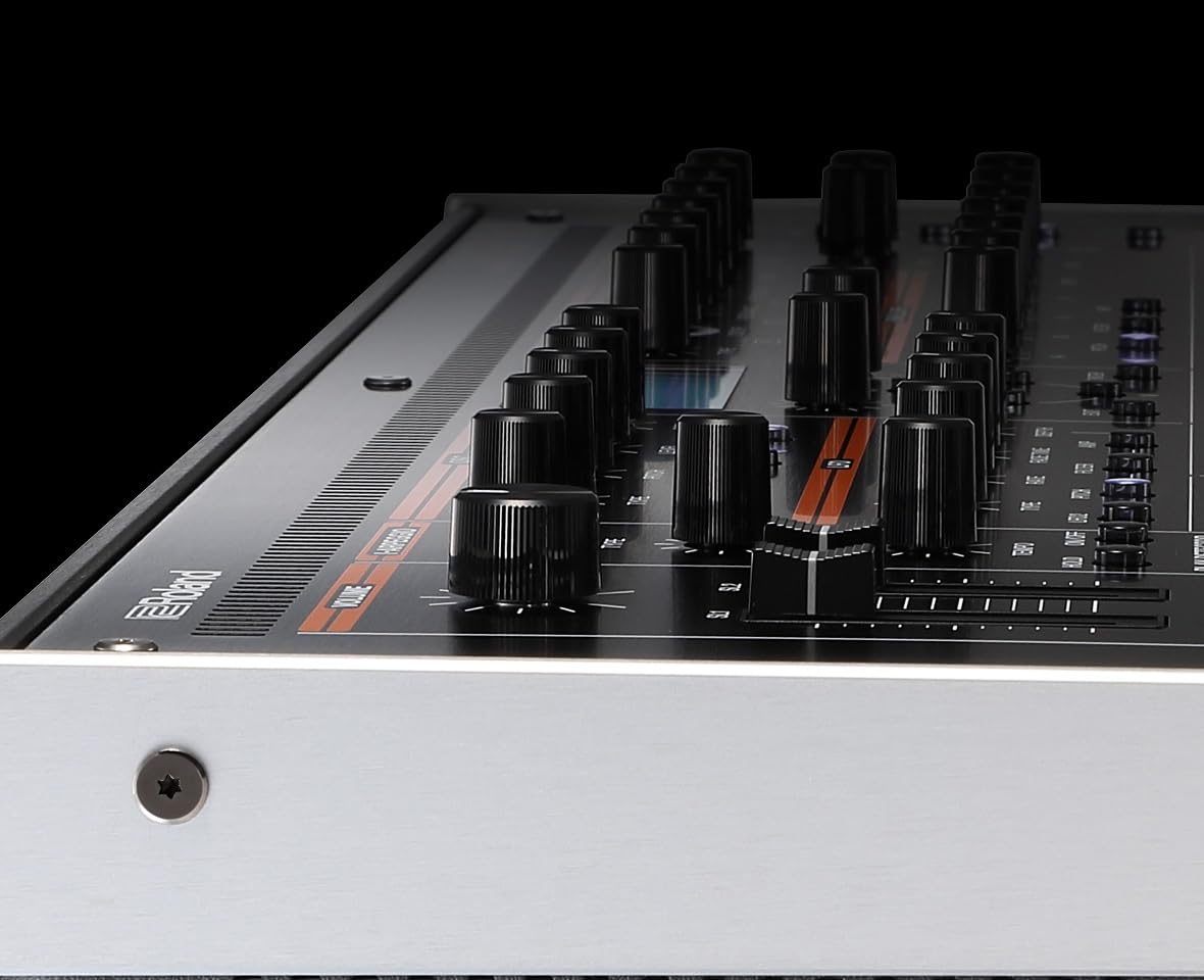 Roland Jupiter Xm Synthesizer w/ MIDI Cables