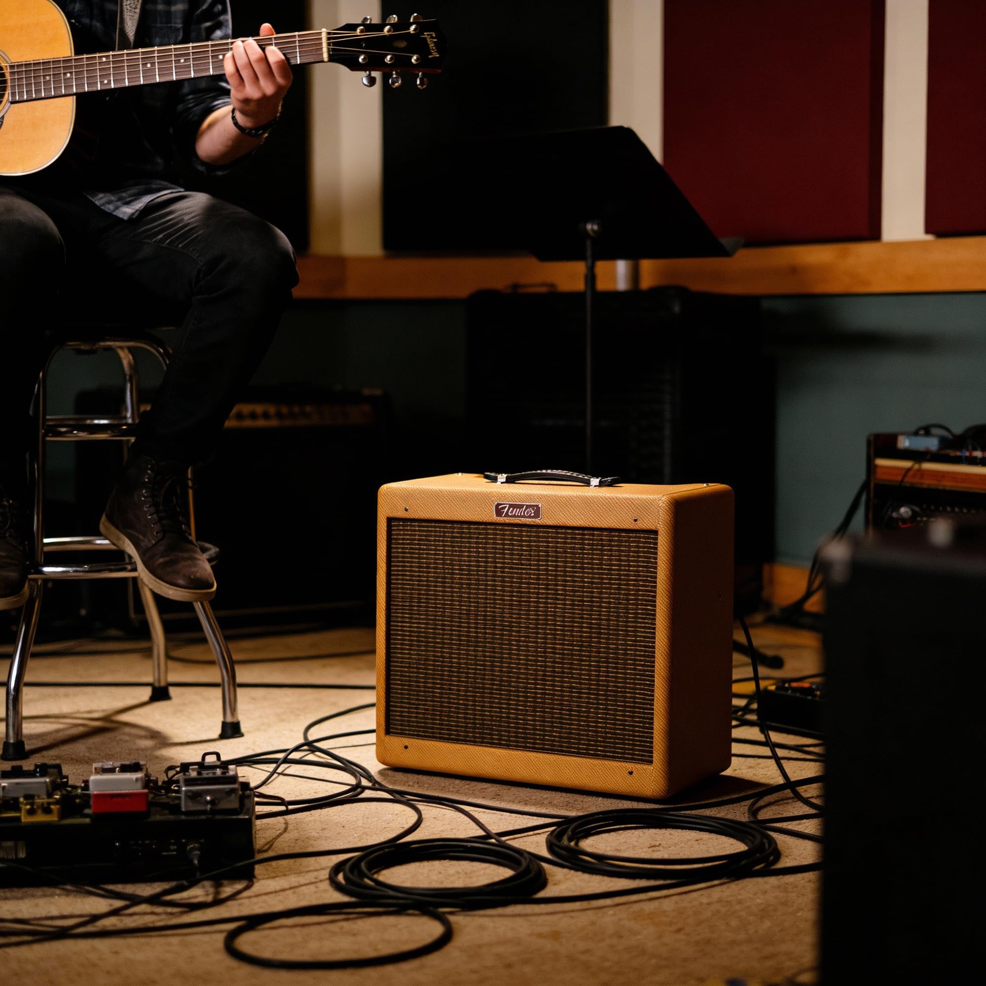 Fender Blues Junior Guitar Combo Amplifier - Lacquered Tweed w/ Fender Amperstand Guitar Cradle