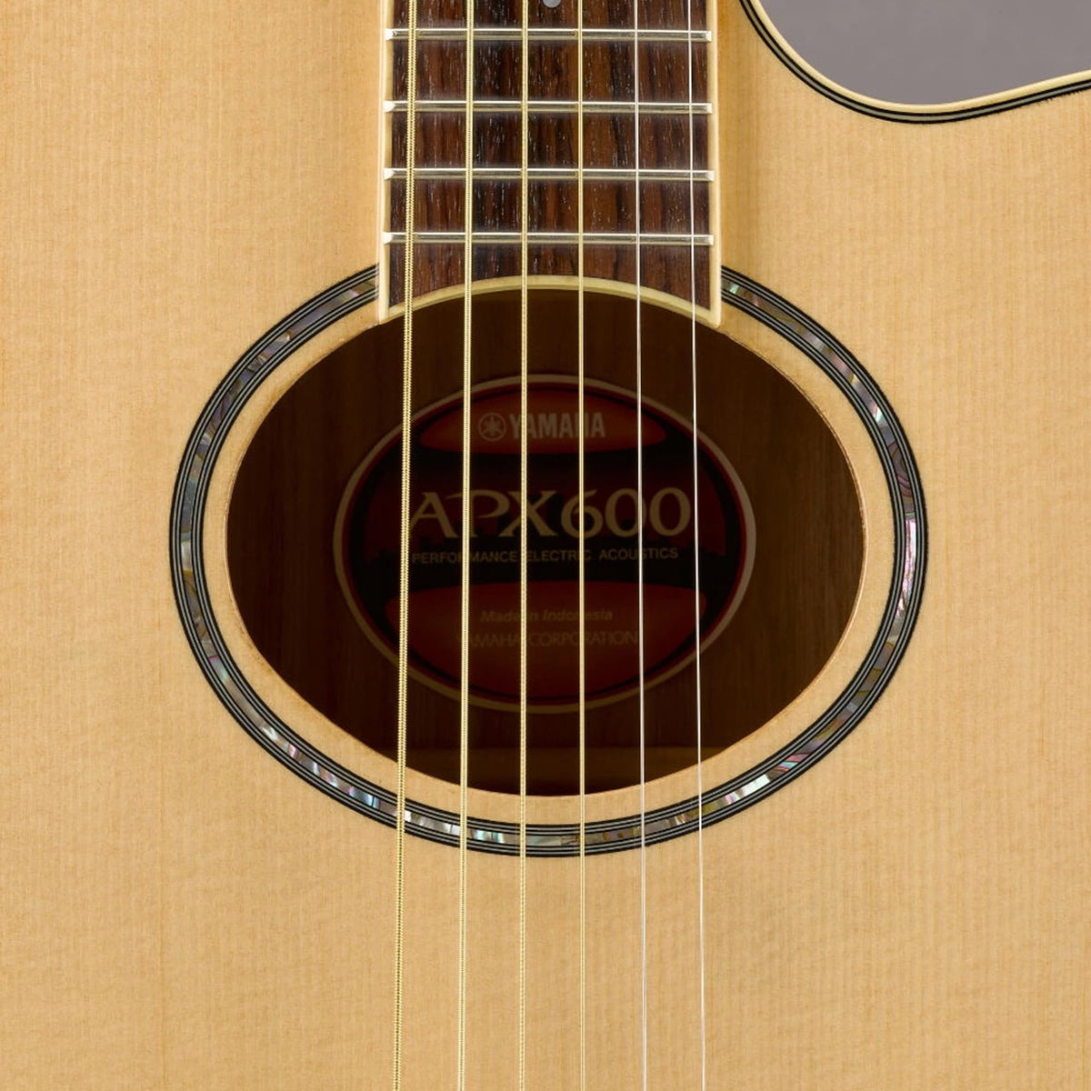 Yamaha APX600 Thin Body Acoustic-Electric Guitar - Natural