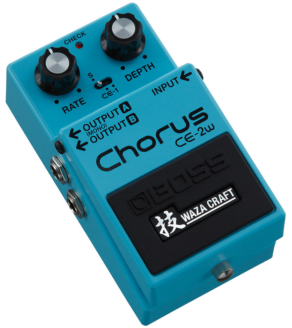 Boss CE-2W Waza Craft Chorus w/ Instrument Cables