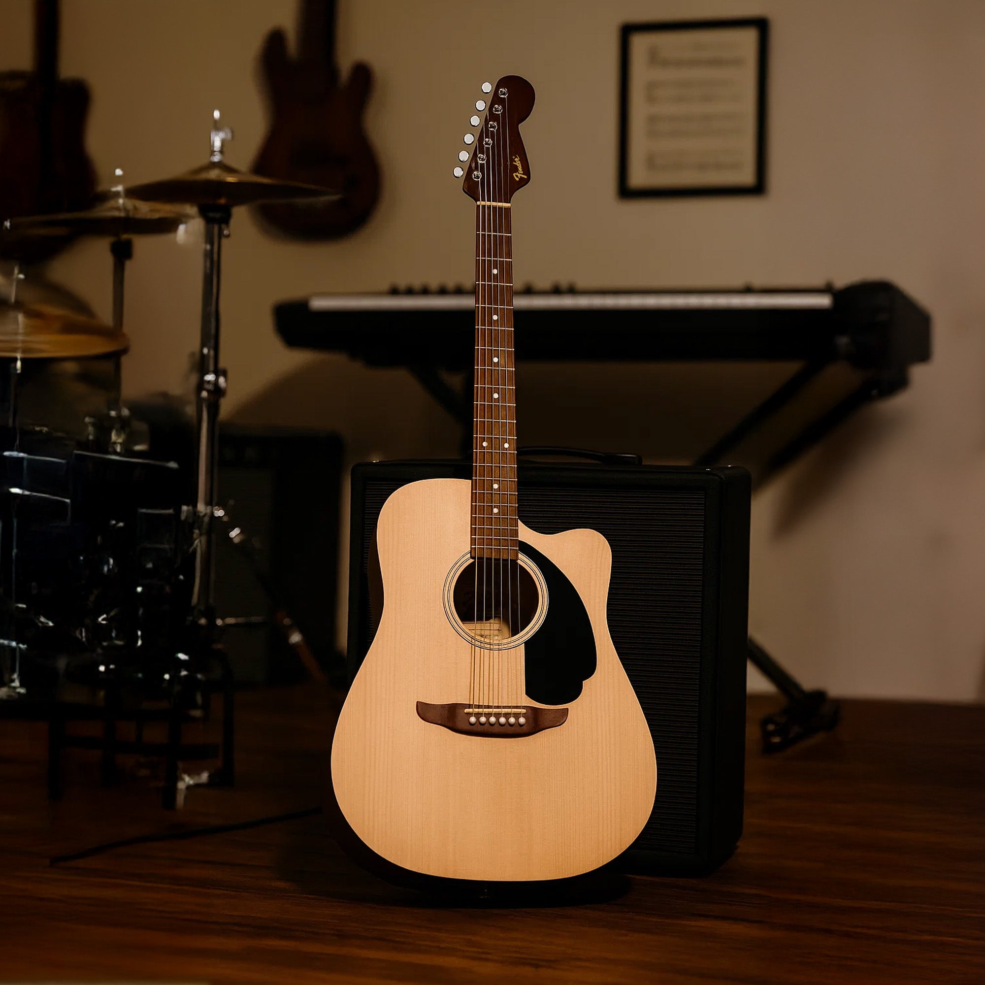 Fender California Redondo Dreadnought Acoustic Guitar - Natural w/ Gig Bag