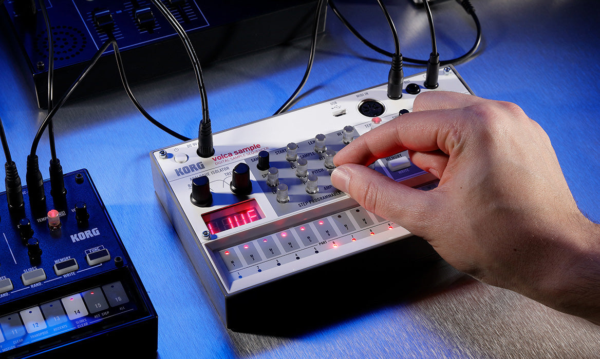 Korg Volca Sample Digital Sample Sequencer w/ Power Supply