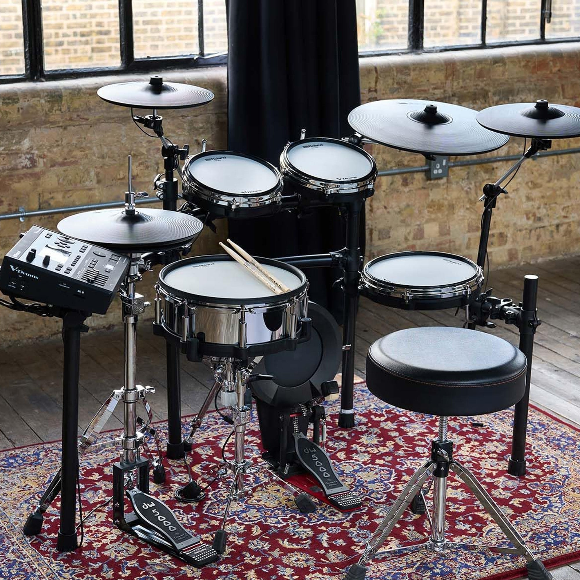 Roland VAD516 V-Drums Acoustic Design Electronic Drum Kit w/ Drumstick Bag