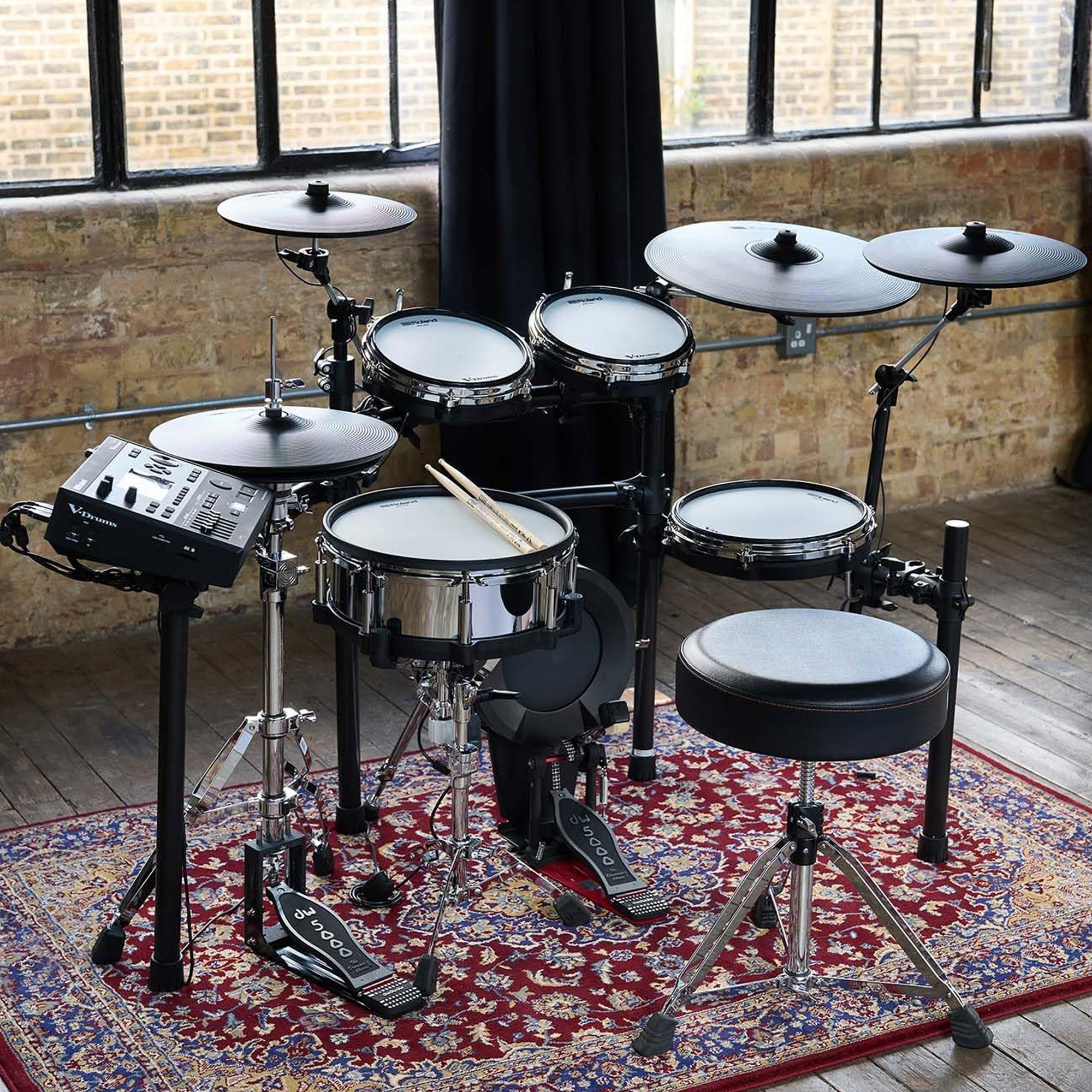 Roland VAD516 V-Drums Acoustic Design Electronic Drum Kit w/ Drum Throne