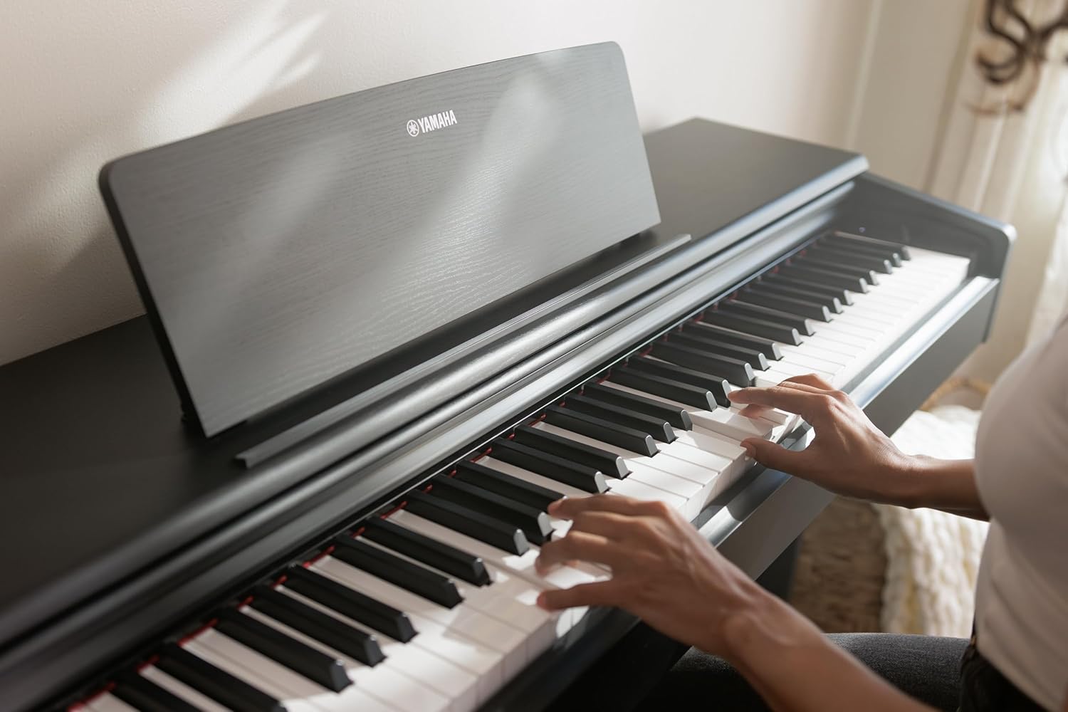 Yamaha YDP-105 Arius Digital Piano - Black Walnut