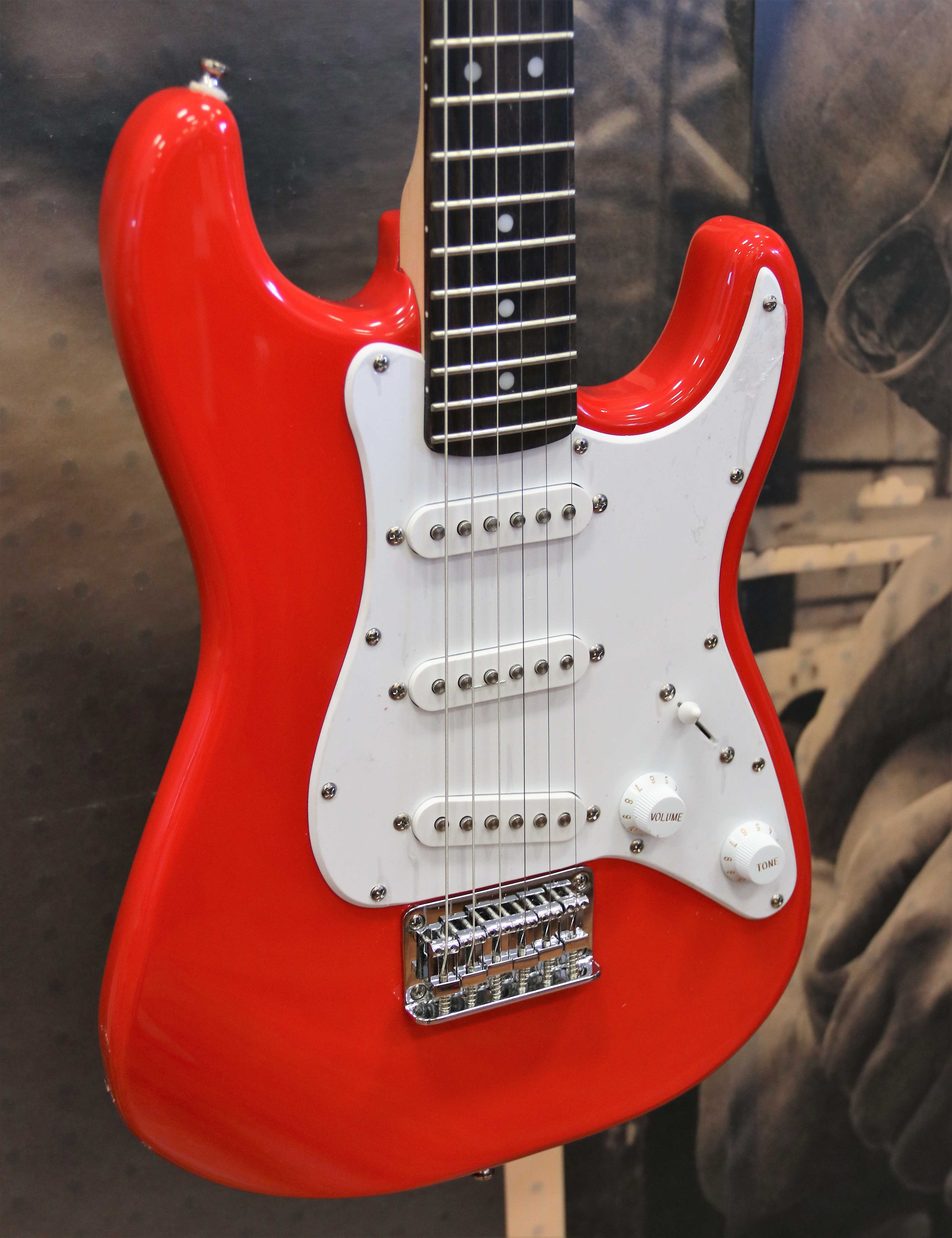 Fender Squier Mini Strat Electric Guitar Red (large chip down to the