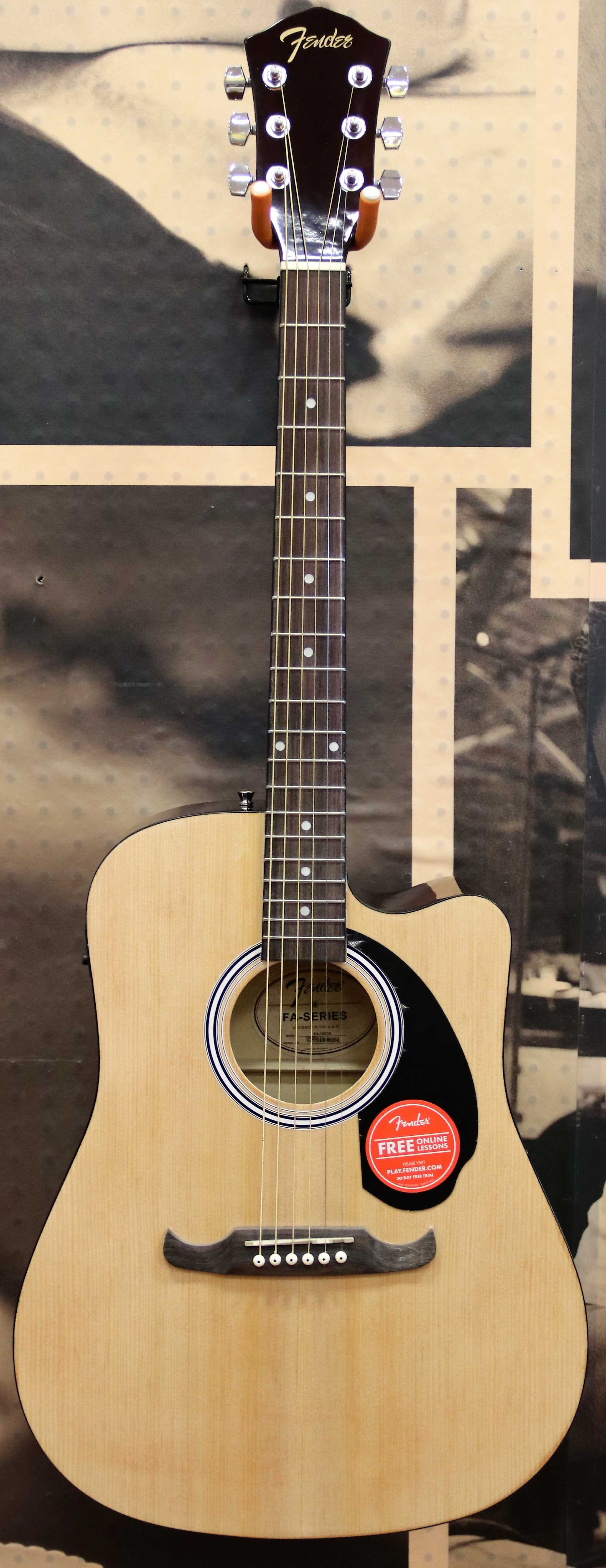 Fender FA125CE Dreadnought Cutaway AcousticElectric Guitar