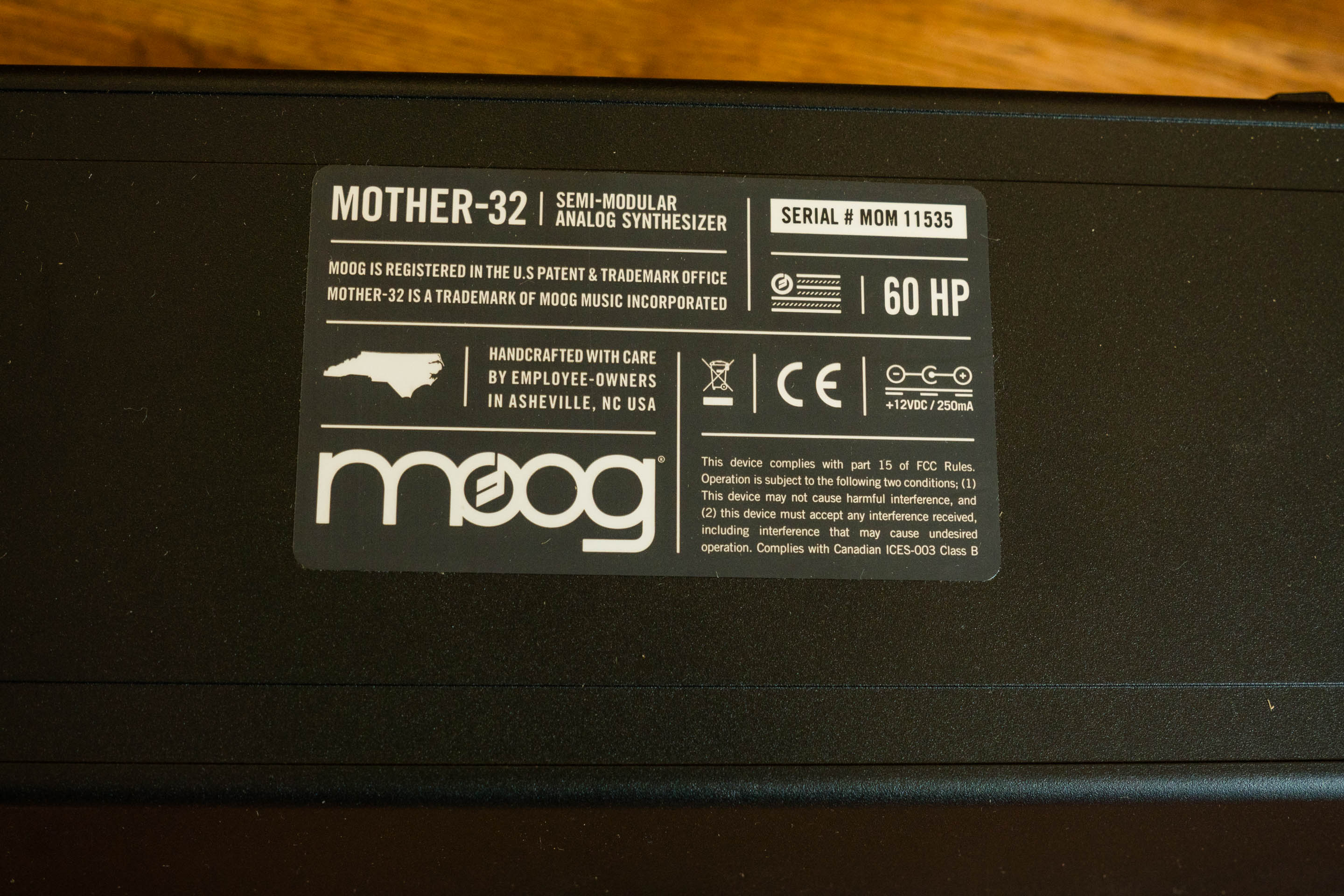 ::Moog Mother-32 Semi-Modular Eurorack-Format Analog Synthesizer