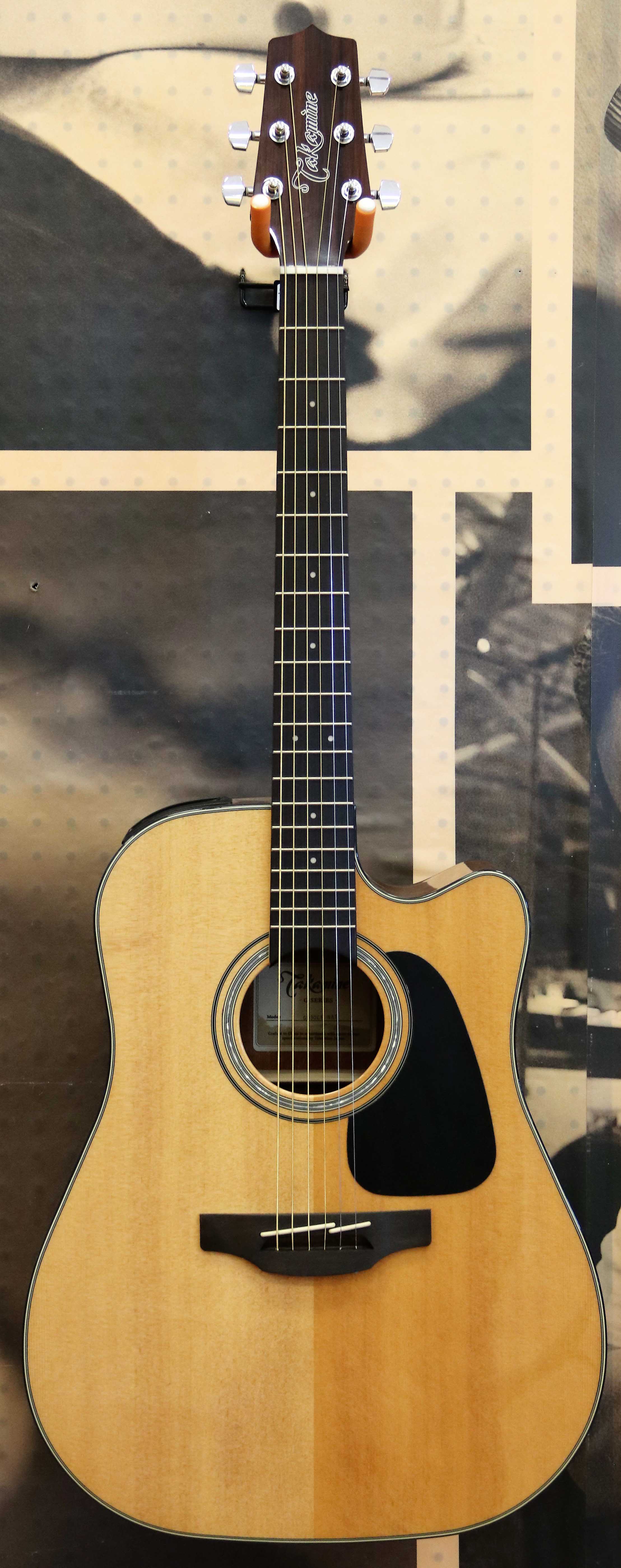 Takamine GD30CENAT Dreadnought Cutaway AcousticElectric Guitar