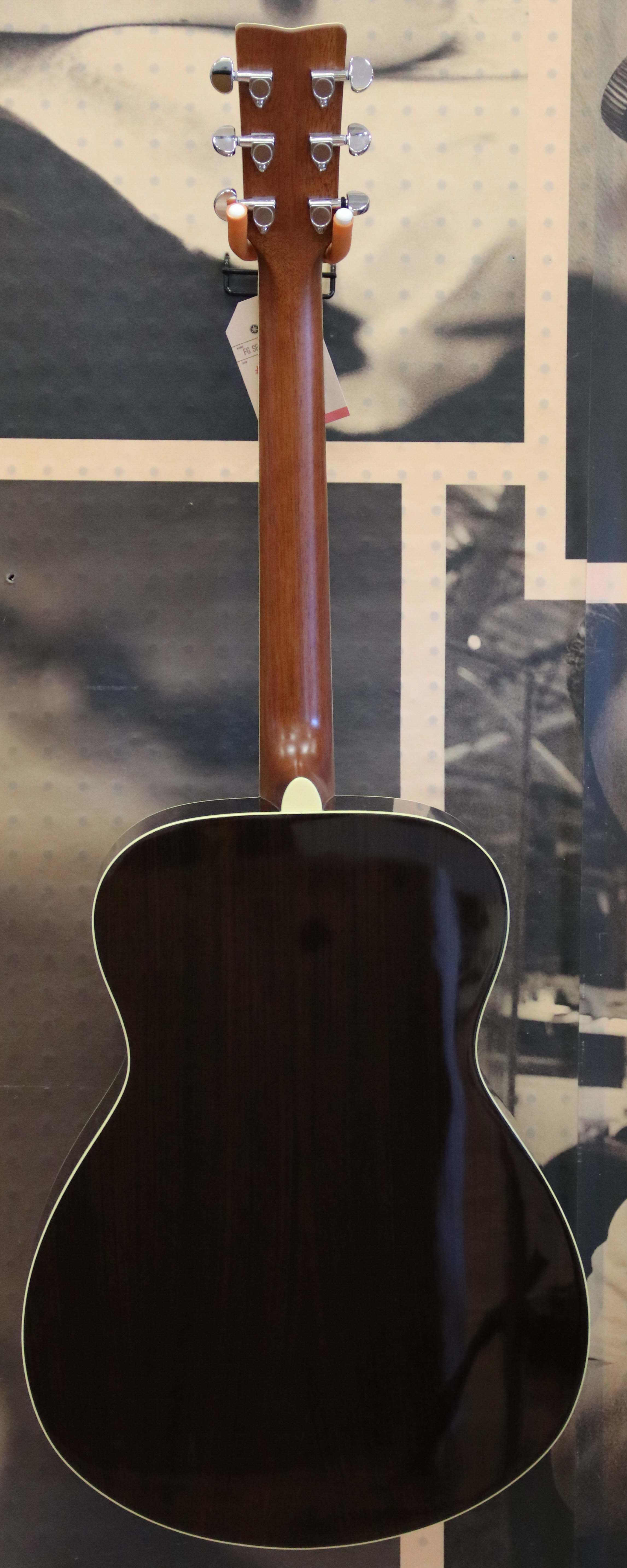 Yamaha FS830 Solid Top Small Body Acoustic Guitar Tobacco Sunburst