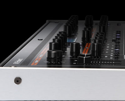 Roland Jupiter Xm Synthesizer w/ MIDI Cables