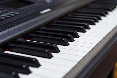 Yamaha DGX-670 88-Key Digital Piano - Black