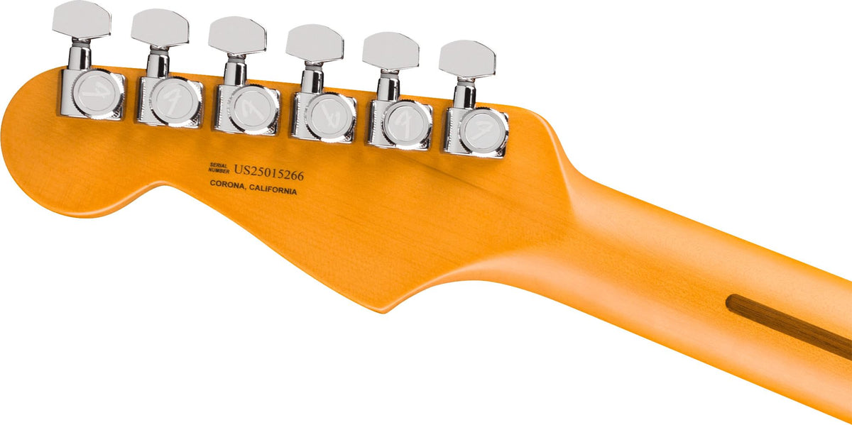 Fender American Ultra Luxe Vintage '50s Stratocaster - White Blonde w/ Guitar Cleaning Kit