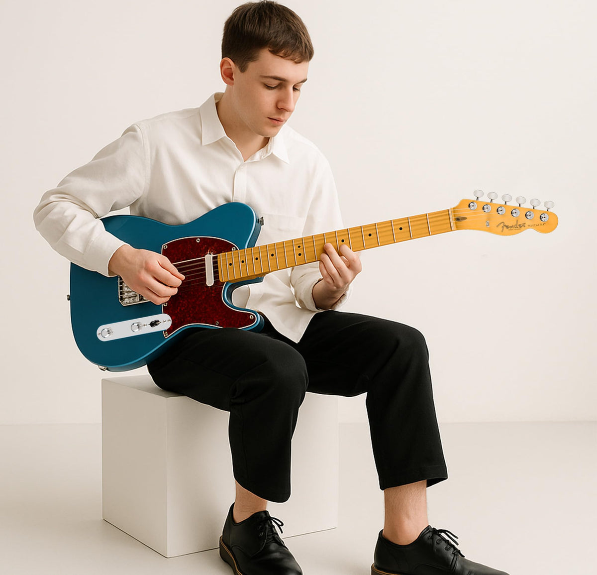 Fender American Professional Classic Hotshot Telecaster - Faded Lake Placid Blue w/ Cleaning Kit