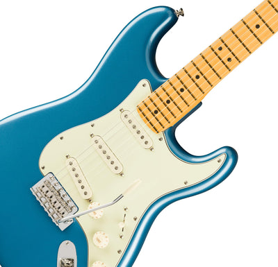 Fender American Professional Classic Stratocaster - Faded Lake Placid Blue w/ Cleaning Kit