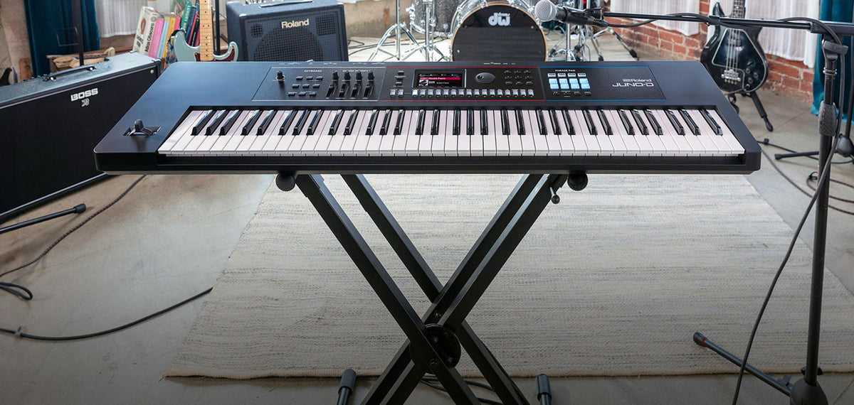 Roland JUNO-D7 Synthesizer w/ Adjustable Stand