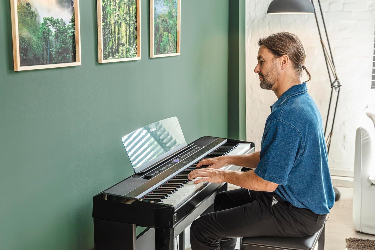 Yamaha P-225 88-Key Weighted Action Digital Piano - Black
