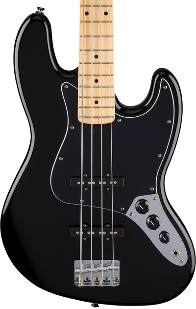 Fender Standard Jazz Bass - Black w/ Guitar Cleaning Kit
