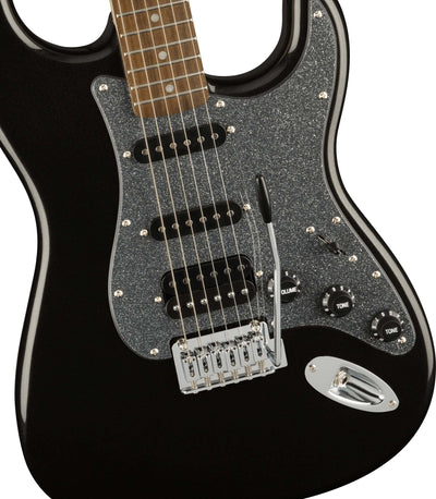 Fender Squier Affinity Stratocaster HSS - Metallic Black w/ Gig Bag