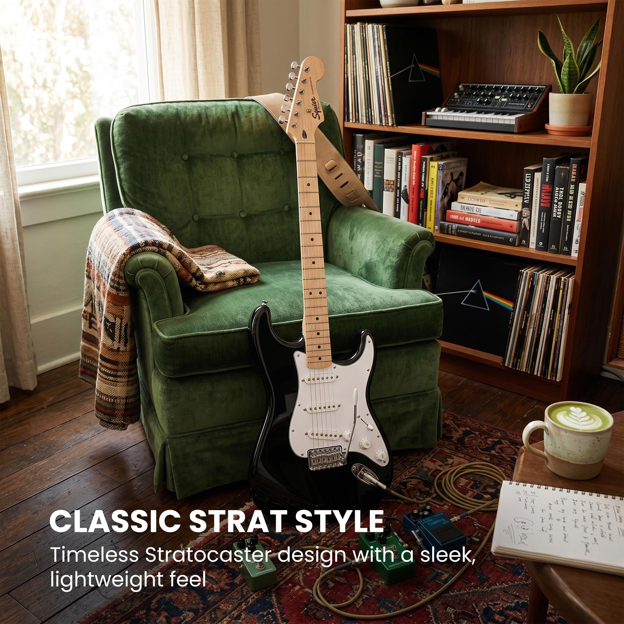 Fender Squier Sonic Stratocaster - Black w/ Mustang Micro