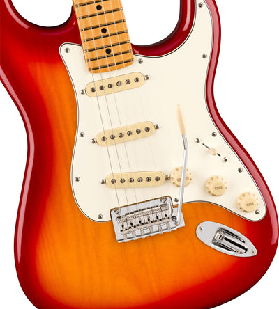 Fender Player II Stratocaster - Aged Cherry Burst w/ Cleaning Kit