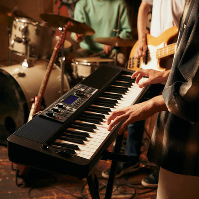 Casio CT-S500 Casiotone 61-Key Portable Keyboard w/ Adjustable Bench