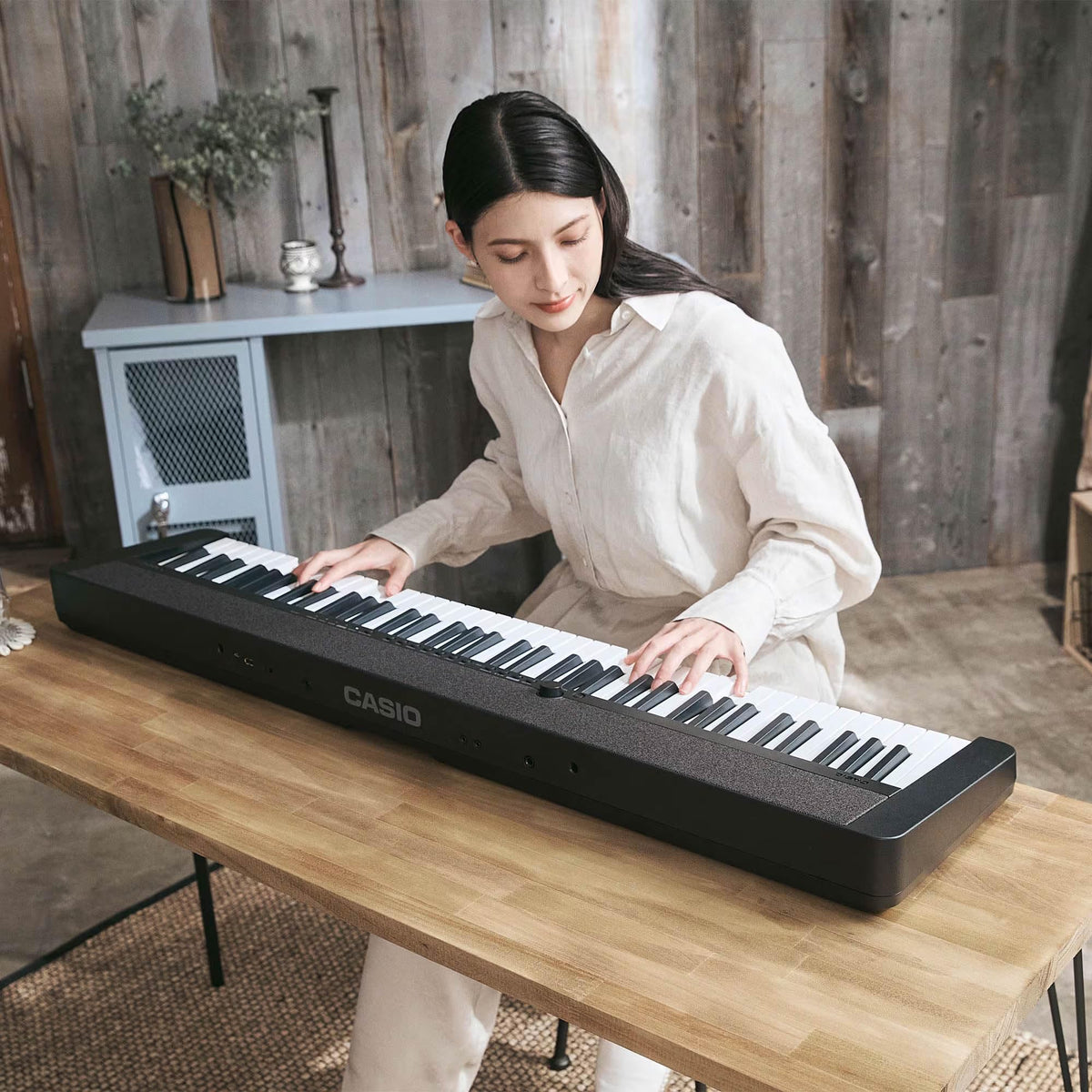 Casio CT-S1 Casiotone 76-Key Portable Keyboard - Black w/ Adjustable Stand