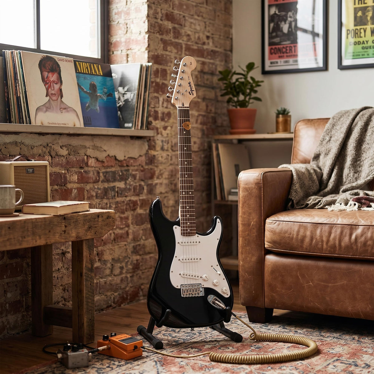 Fender Squier 3/4-Size Kids Mini Strat Electric Guitar, Left Handed - Black w/ Amplifier