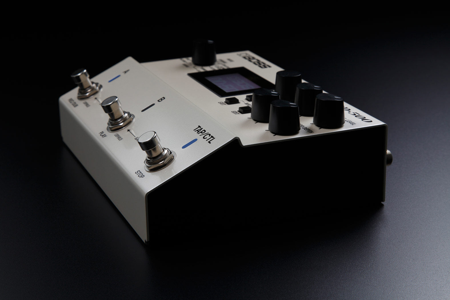 Boss DD-500 Digital Delay w/ Instrument Cable