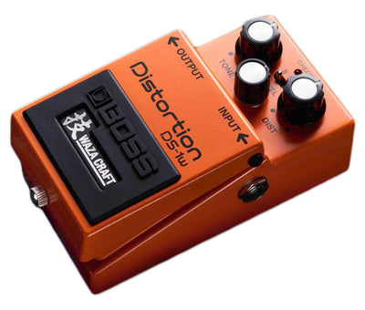 Boss DS-1W Waza Craft Distortion w/ Instrument Cable