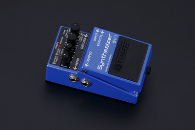 Boss SY-1 Guitar Synthesizer w/ Instrument Cables