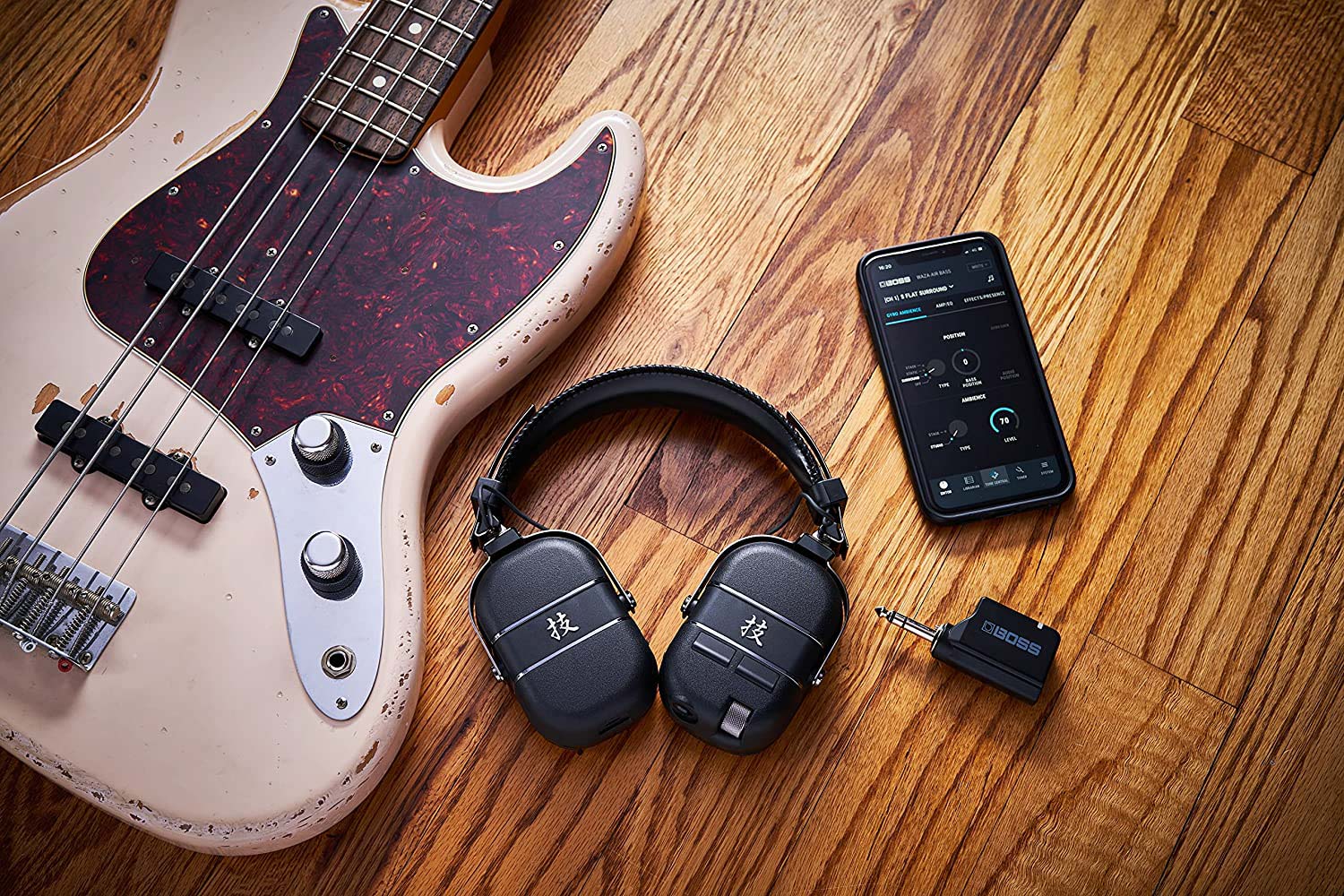 Boss Waza-Air Bass Wireless Personal Guitar Amplification System w/ Instrument Cable