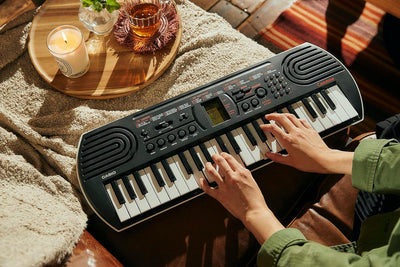 Casio SA-81 Casiotone 44-Key Mini Keyboard