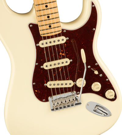 Fender American Professional II Stratocaster - Olympic White w/ Cleaning Kit