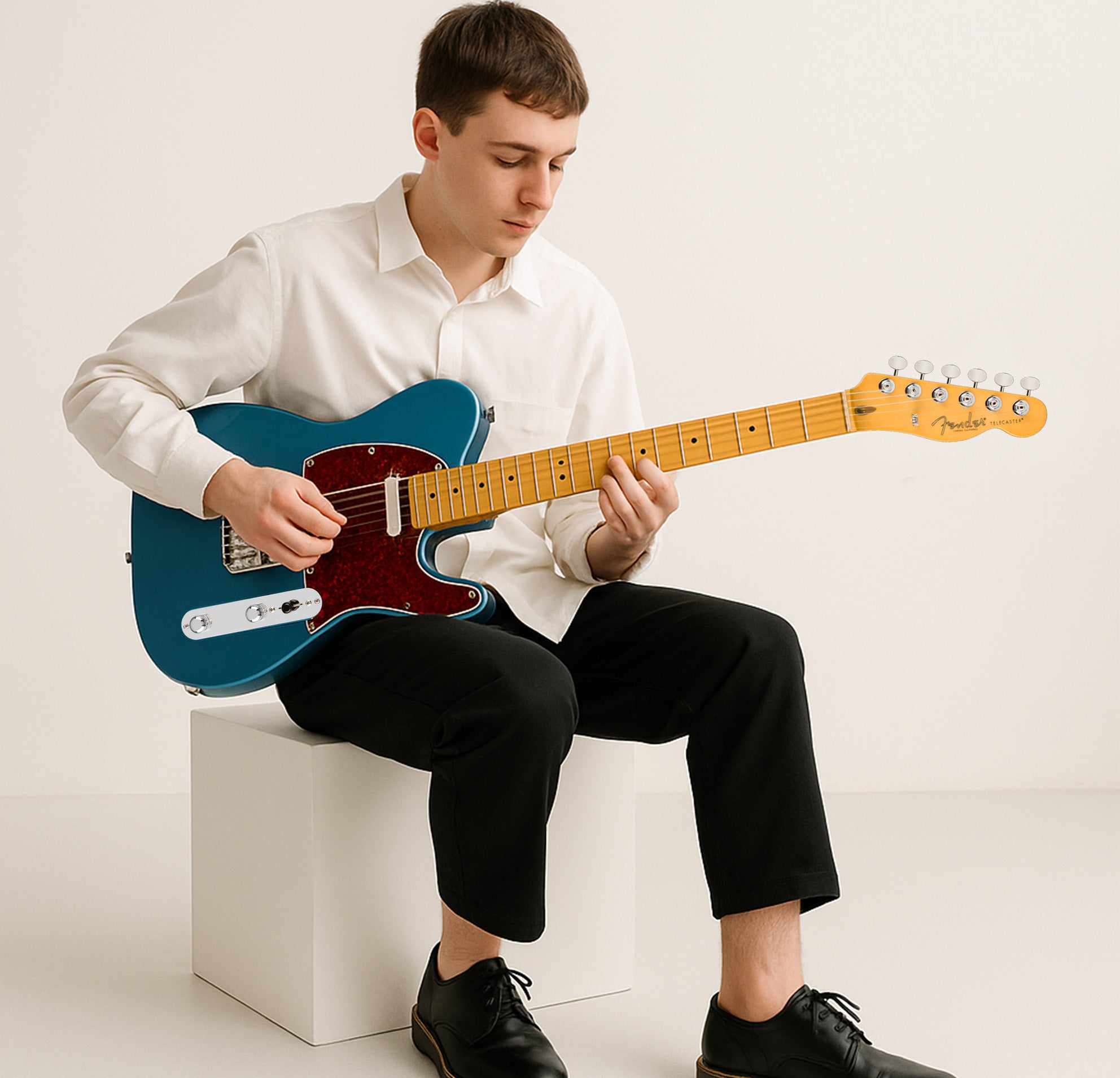Fender American Professional Classic Hotshot Telecaster - Faded Lake Placid Blue w/ Cleaning Kit