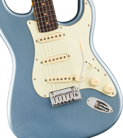 Fender American Ultra Luxe Vintage '60s Stratocaster - Ice Blue Metallic
