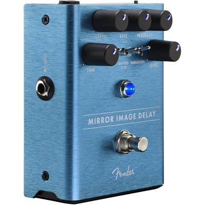 Fender Mirror Image Delay Pedal w/ Instrument Cable
