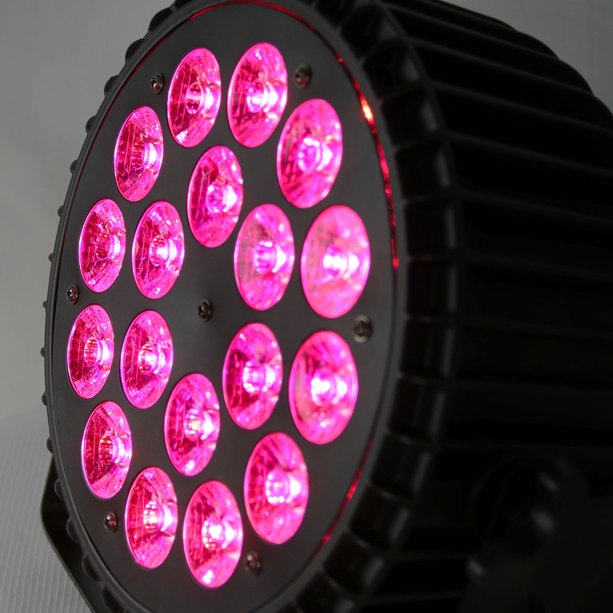 Gearlux SP184 18-LED 10-Watt RGBW Four-in-One LED PAR Stage Light
