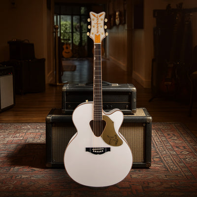 Gretsch G5022CWFE Rancher Falcon Jumbo Acoustic-Electric Guitar - White