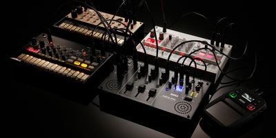 Korg Volca Mix Analogue Performance Mixer w/ Power Supply