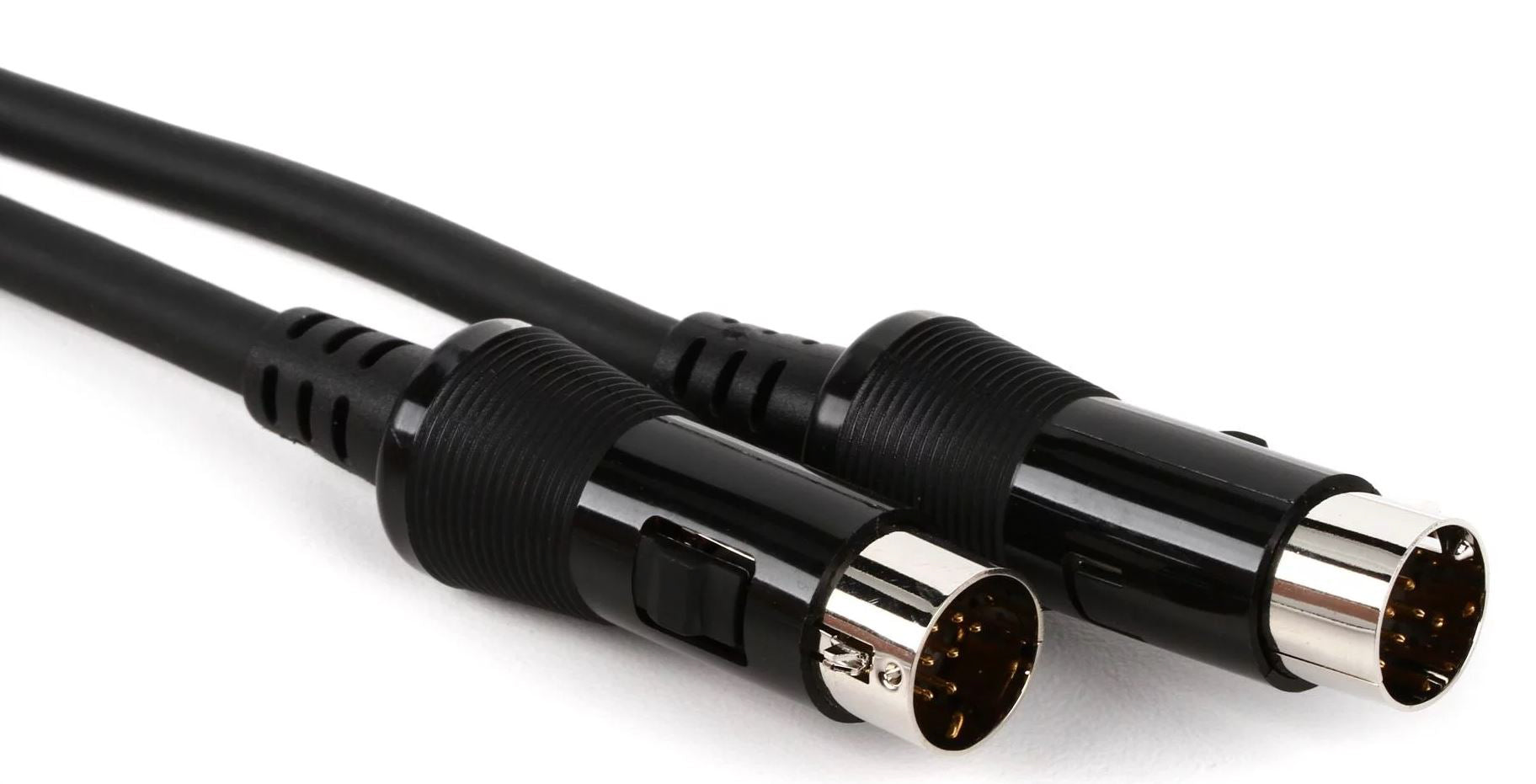 Roland GKC-5 15-Foot 13-Pin Cable w/ Guitar Picks
