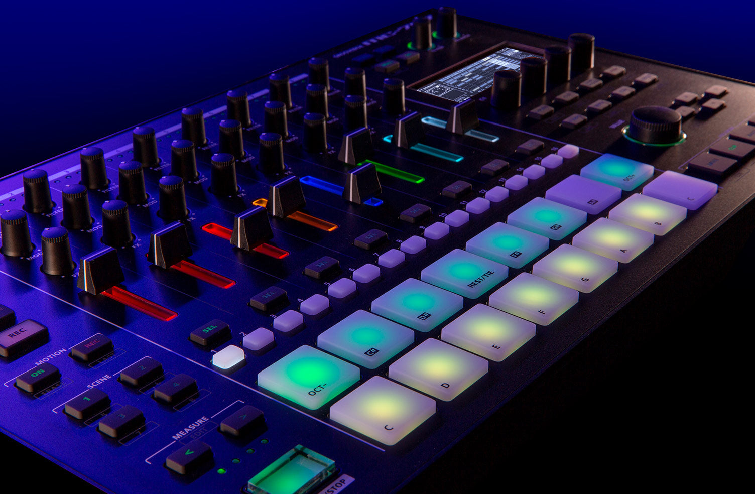 Roland MC-707 Groovebox Professional Music Production Workstation
