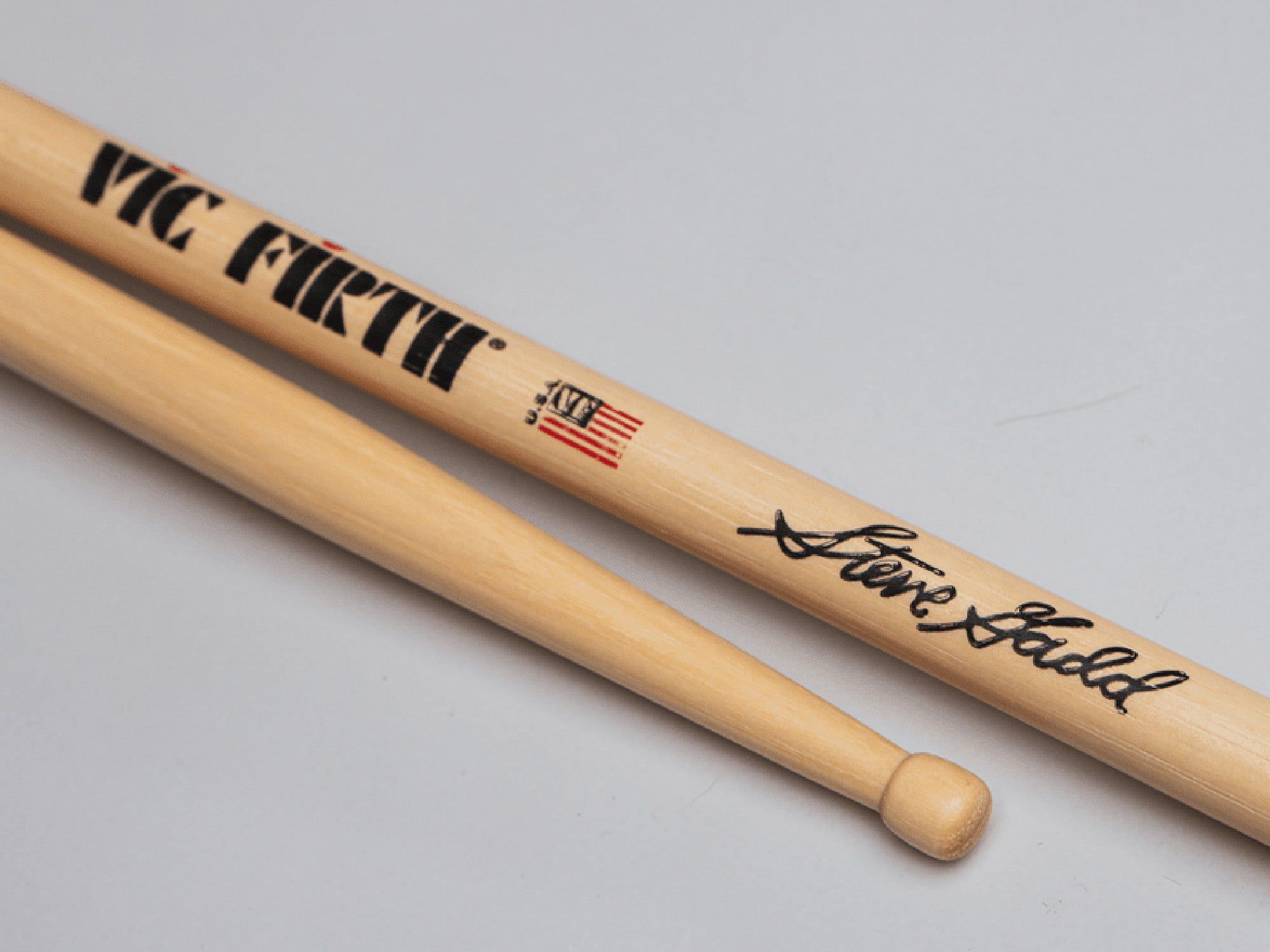 Vic Firth SSG2 Signature Series Steve Gadd Natural Drumsticks - 6 Pack