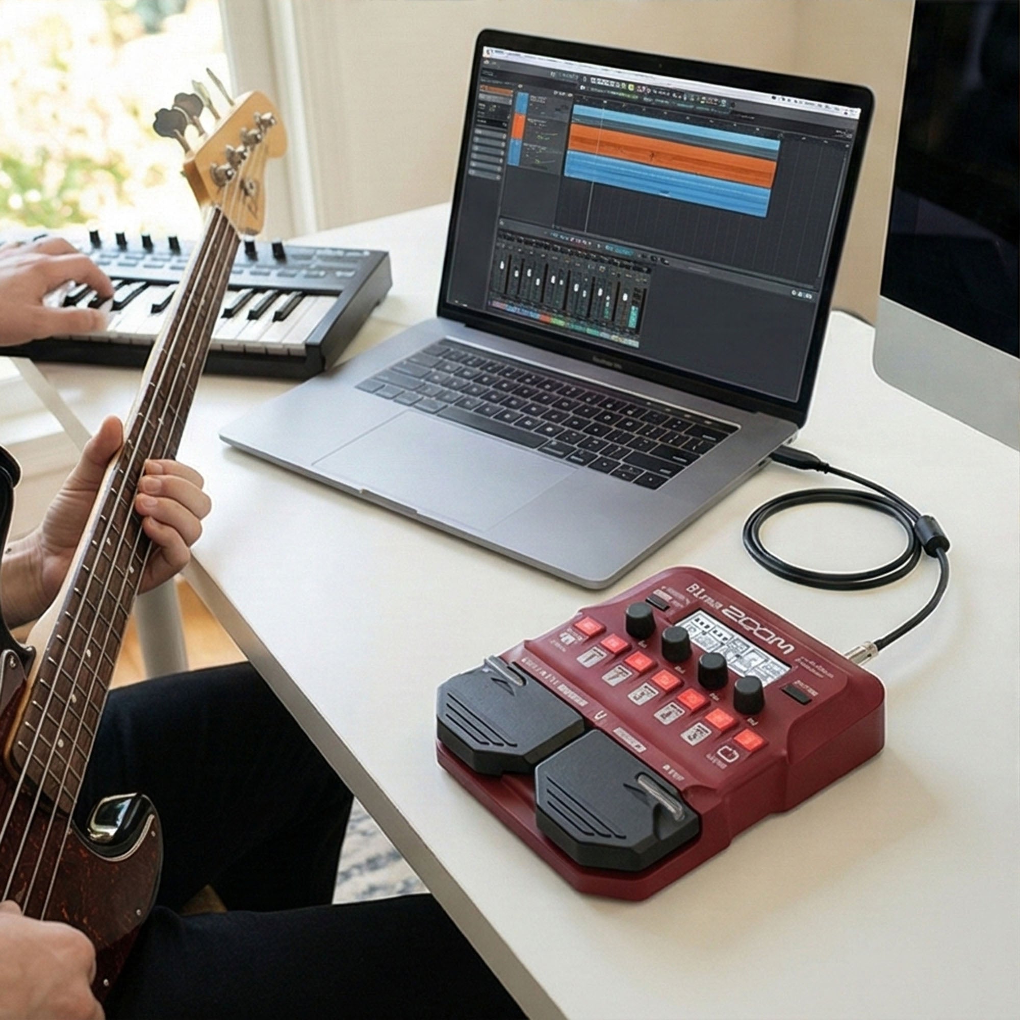 Zoom B1 FOUR Bass Multi-Effects Processor w/ Power Adapter